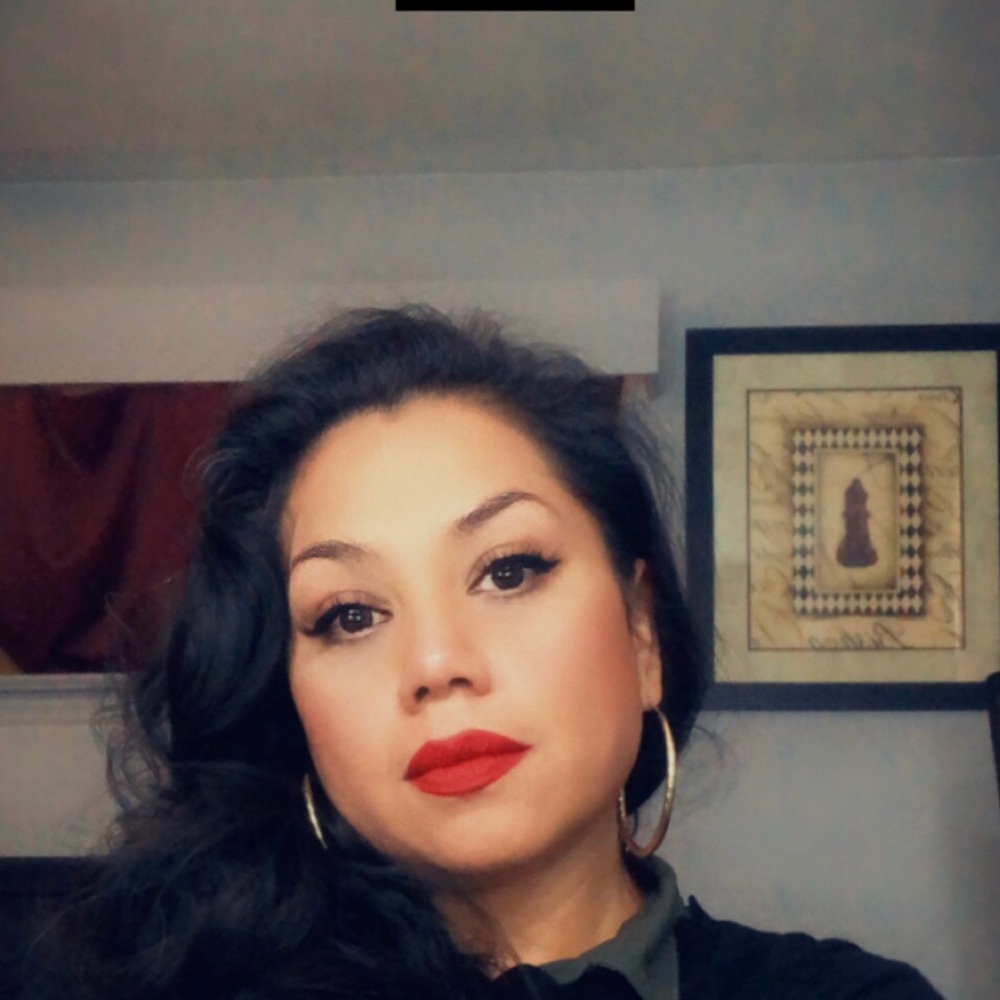 Meet your Posher, Blanca